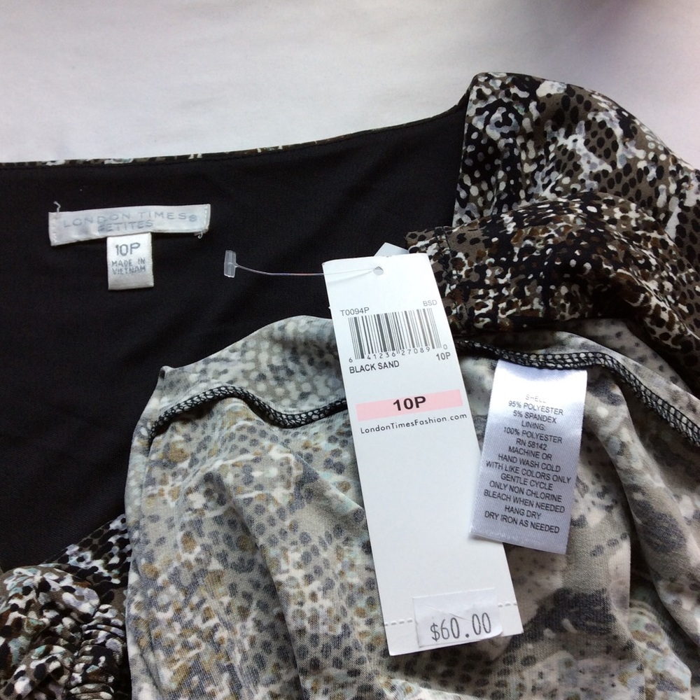 🎉🎉2X Host Pick🎉🎉 London Times Black & White Dress - Picture 4 of 4